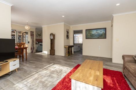 Photo of property in 29 Lloyd Drive, Nawton, Hamilton, 3200