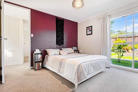 Photo of property in 4/109a Te Atatu Road, Te Atatu South, Auckland, 0610