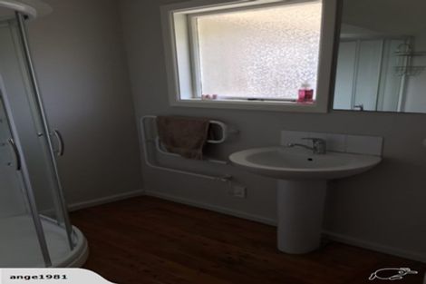 Photo of property in 40 Hurunui Street, Cracroft, Christchurch, 8025