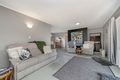 Photo of property in 12 Commodore Avenue, Flagstaff, Hamilton, 3210