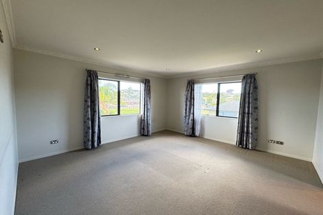 Photo of property in 14a Saralee Drive, Manurewa, Auckland, 2105