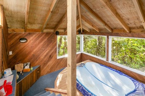 Photo of property in 10 Kate Way, Karori, Wellington, 6012