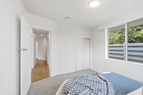 Photo of property in 76 Avonhead Road, Avonhead, Christchurch, 8042