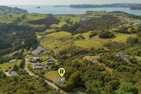 Photo of property in 22 Spikes Way, Whitianga, 3510