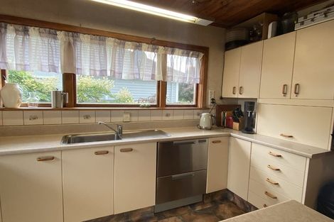 Photo of property in 70 Winters Road, Redwood, Christchurch, 8051