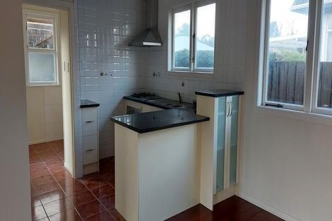 Photo of property in 33a Titoki Street, Te Atatu Peninsula, Auckland, 0610