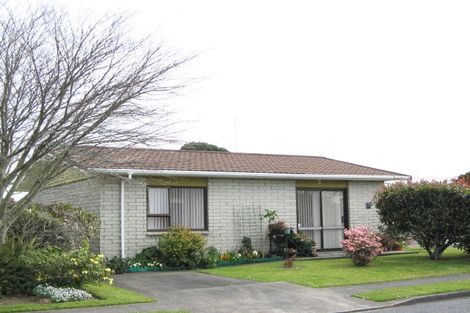 Photo of property in 5b Brierley Place, Marfell, New Plymouth, 4310