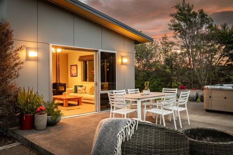 Photo of property in 28 Esk View Road, Eskdale, Napier, 4182