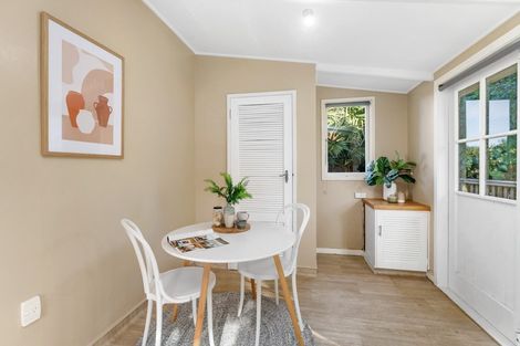 Photo of property in 18 Island View Terrace, Waikanae Beach, Waikanae, 5036