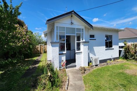 Photo of property in 32 Bedford Street, Eltham, 4322