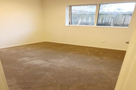 Photo of property in 43 Carisbrook Crescent, Papakura, 2110