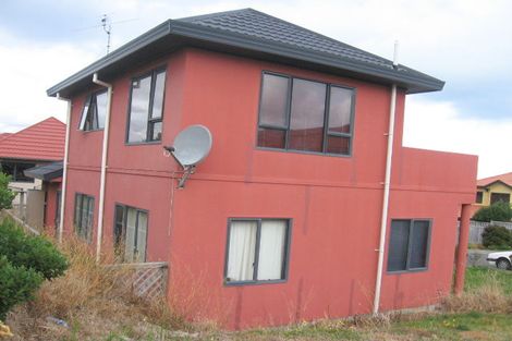 Photo of property in 8 Birkhall Grove, Strathmore Park, Wellington, 6022