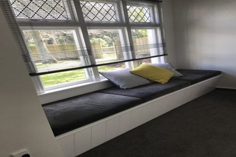 Photo of property in 70 Cutfield Road, New Plymouth, 4310