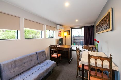 Photo of property in 42 Newnham Terrace, Upper Riccarton, Christchurch, 8041