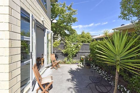 Photo of property in 39b Whitmore Street, Edgeware, Christchurch, 8013