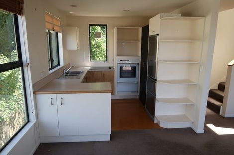 Photo of property in 13a Upper Lewisville Terrace, Thorndon, Wellington, 6011