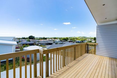 Photo of property in 28a Weka Street, Mangawhai, 0505