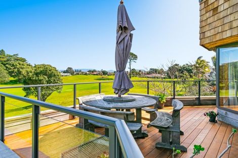 Photo of property in 126 Oceanbeach Road, Mount Maunganui, 3116