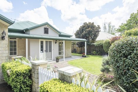 Photo of property in 87 Carlyle Street, Leamington, Cambridge, 3432