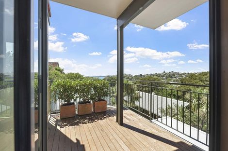 Photo of property in 31 Durness Place, Red Beach, 0932