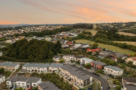 Photo of property in 38 Matairangi Avenue, Totara Heights, Auckland, 2105