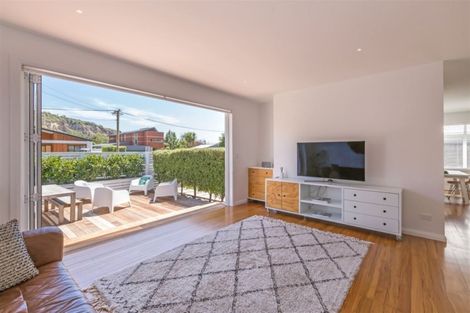 Photo of property in 9 Van Asch Street, Sumner, Christchurch, 8081