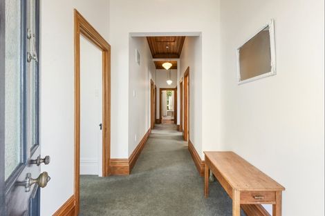 Photo of property in 21 May Avenue, Hospital Hill, Napier, 4110