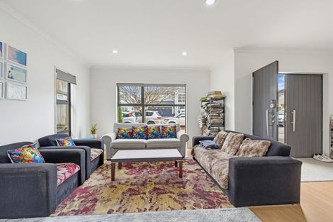 Photo of property in 11 Carrickdawson Drive, Flat Bush, Auckland, 2019