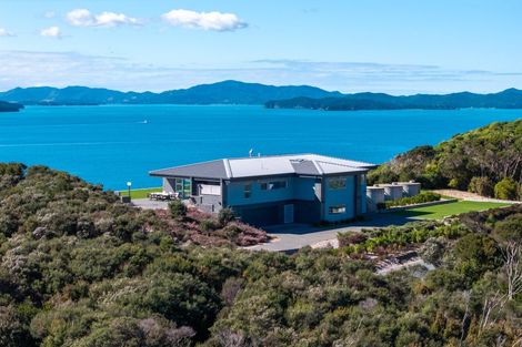 Photo of property in 136 Pukematu Lane, Russell, 0202