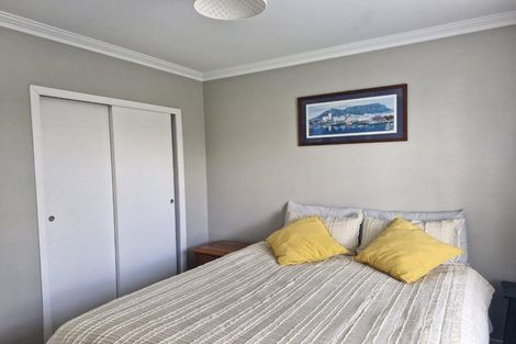 Photo of property in 37a Hamblyn Street, Strandon, New Plymouth, 4312