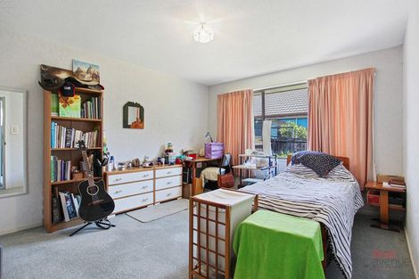 Photo of property in 1/71 Royal Park Drive, Parklands, Christchurch, 8083
