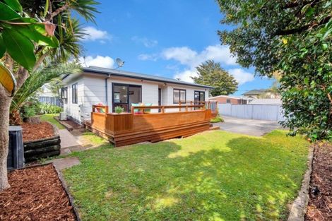 Photo of property in 2/54 Youngs Road, Papakura, 2110