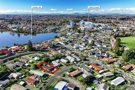 Photo of property in 10 Kowhai Street, Hamilton Lake, Hamilton, 3204