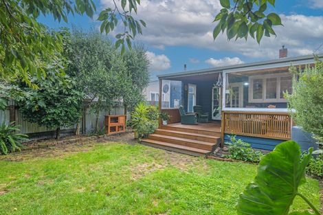 Photo of property in 52 Bourke Street, Palmerston North, 4410