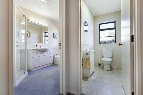 Photo of property in 10 Guildford Place, Rototuna North, Hamilton, 3210