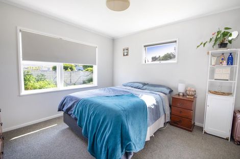 Photo of property in 1 Holyrood Street, Taradale, Napier, 4112