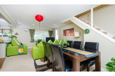 Photo of property in 4/90 Lynwood Road, New Lynn, Auckland, 0600
