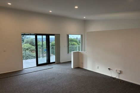 Photo of property in 67a Birkdale Road, Birkdale, Auckland, 0626