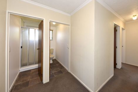 Photo of property in 1/54 Aorangi Road, Bryndwr, Christchurch, 8053