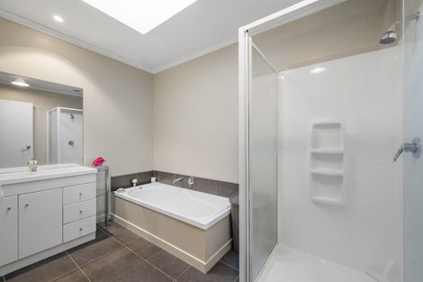 Photo of property in 68b Mclauchlan Street, Springlands, Blenheim, 7201