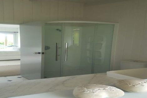 Photo of property in 52 Takiroa Street, Urenui, 4375