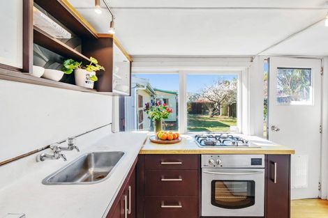 Photo of property in 20 Broadway Avenue, Waikuku Beach, 7473