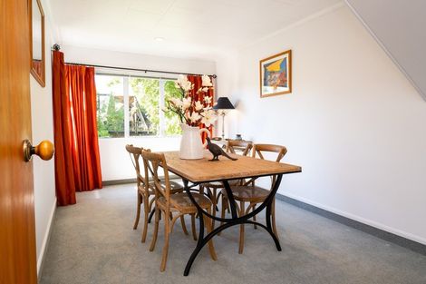 Photo of property in 60 Lucknow Road, Havelock North, 4130