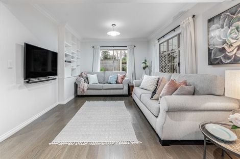 Photo of property in 7 Dene Court Lane, Greenhithe, Auckland, 0632