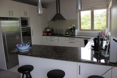 Photo of property in 28b Bevyn Street, Castor Bay, Auckland, 0620