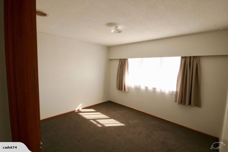 Photo of property in 64a Clayburn Road, Glen Eden, Auckland, 0602