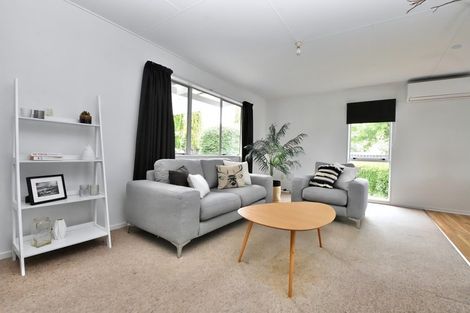 Photo of property in 41 Fisher Place, Carterton, 5713