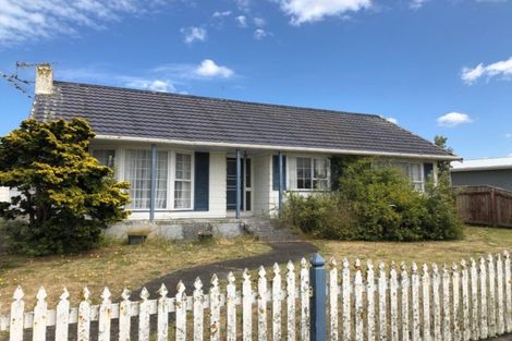 Photo of property in 46 Lee Street, Castlecliff, Whanganui, 4501