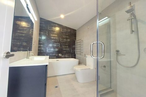 Photo of property in 1/122 Archibald Road, Kelston, Auckland, 0602