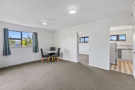 Photo of property in 204 Don Buck Road, Massey, Auckland, 0614